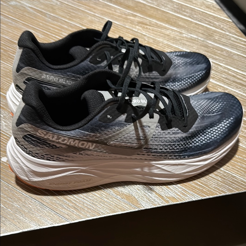 Salomon Gradient Black And White Athletic Shoes